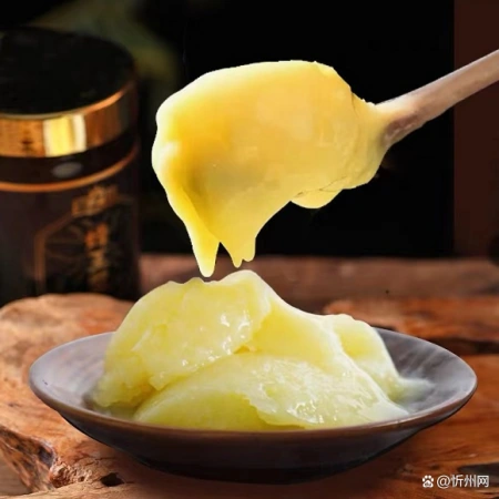 蜂王浆软胶囊服用方法（被誉为“软黄金”的蜂王浆，每天空腹吃5克，和身体透支说拜拜！）